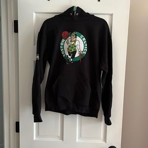 Boston Celtics Black hooded sweatshirt